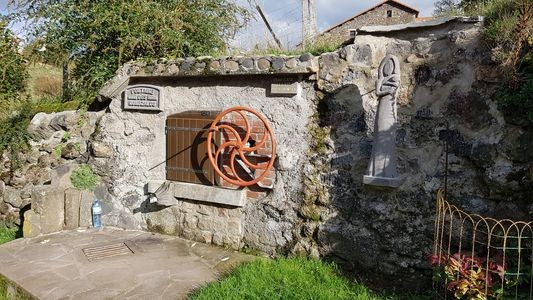  uveyres